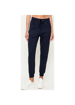 Aeronautica Militare Spodnie dresowe | Slim Fit ze sklepu Gomez Fashion Store w kategorii Spodnie damskie - zdjęcie 188480029