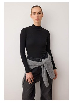 trendyol Koszulka w kolorze czarnym ze sklepu Limango Polska w kategorii Bluzki damskie - zdjęcie 188491177