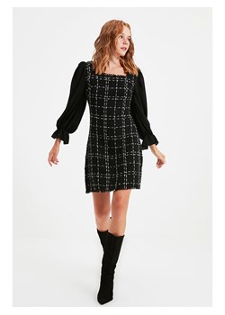 trendyol Sukienka w kolorze czarno-białym ze sklepu Limango Polska w kategorii Sukienki - zdjęcie 188491208
