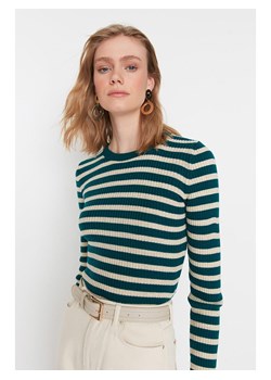 trendyol Sweter w kolorze ciemnozielono-kremowym ze sklepu Limango Polska w kategorii Swetry damskie - zdjęcie 188491288