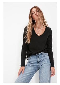 trendyol Koszulka w kolorze czarnym ze sklepu Limango Polska w kategorii Bluzki damskie - zdjęcie 188491397