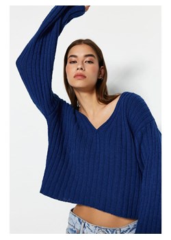 trendyol Sweter w kolorze granatowym ze sklepu Limango Polska w kategorii Swetry damskie - zdjęcie 188491857