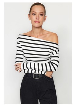 trendyol Koszulka w kolorze biało-czarnym ze sklepu Limango Polska w kategorii Bluzki damskie - zdjęcie 188491957