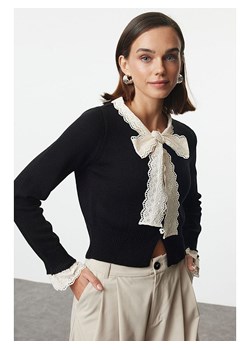 trendyol Kardigan w kolorze czarnym ze sklepu Limango Polska w kategorii Swetry damskie - zdjęcie 188492309