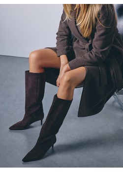 Mohito - Skórzane kozaki - ciemnobrązowy ze sklepu Mohito w kategorii Kozaki damskie - zdjęcie 188500956