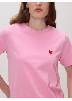 Reserved - T-shirt z sercem - pastelowy róż ze sklepu Reserved w kategorii Bluzki damskie - zdjęcie 188501229