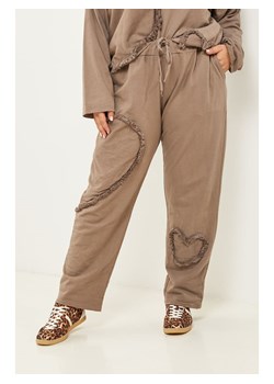 Curvy Lady Spodnie w kolorze beżowym ze sklepu Limango Polska w kategorii Spodnie damskie - zdjęcie 188503416