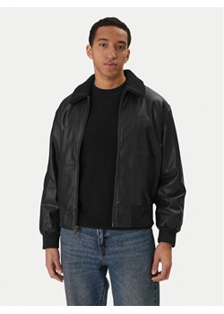 Calvin Klein Jeans Kurtka z imitacji skóry LV04RE403G Czarny Regular Fit ze sklepu MODIVO w kategorii Kurtki męskie - zdjęcie 188506145