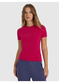 Damski t-shirt basic 4F 4FWAW25TTSHF2712 - czerwony ze sklepu Sportstylestory.com w kategorii Bluzki damskie - zdjęcie 188509269