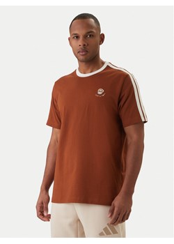 adidas T-Shirt Lux Coffee Cafe Cup Graphic JZ5070 Brązowy Loose Fit ze sklepu MODIVO w kategorii T-shirty męskie - zdjęcie 188512605