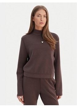 Guess Bluza V4YQ05 KCAY2 Brązowy Regular Fit ze sklepu MODIVO w kategorii Bluzy damskie - zdjęcie 188513309