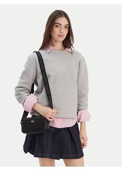 Tommy Jeans Torebka Tjw Daily Elevated Camera Bag AW0AW18065 Czarny ze sklepu MODIVO w kategorii Listonoszki - zdjęcie 188513678
