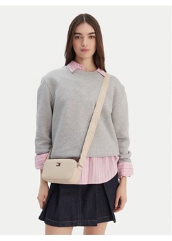 Tommy Jeans Torebka Tjw Daily Elevated Camera Bag AW0AW18065 Beżowy ze sklepu MODIVO w kategorii Listonoszki - zdjęcie 188513766