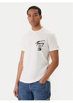 Tommy Jeans T-Shirt DM0DM22553 Biały Regular Fit ze sklepu MODIVO w kategorii T-shirty męskie - zdjęcie 188513768