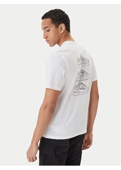 Reebok T-Shirt Greyson RK25568CCM Biały Regular Fit ze sklepu MODIVO w kategorii T-shirty męskie - zdjęcie 188514706