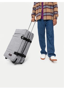 Eastpak Walizka średnia Transit`r M EK0A5BA83631 Szary ze sklepu MODIVO w kategorii Walizki - zdjęcie 188515036