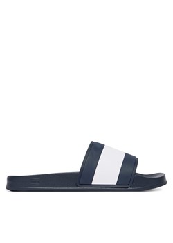 Tommy Hilfiger Klapki Core Hilfiger Flag Pool Slide FM0FM05798 Niebieski ze sklepu MODIVO w kategorii Klapki męskie - zdjęcie 188515498