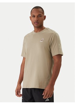 adidas T-Shirt Lux Coffee Cafe Pour Graphic KB4846 Zielony Loose Fit ze sklepu MODIVO w kategorii T-shirty męskie - zdjęcie 188515579