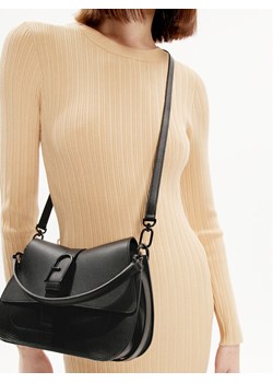 Furla Torebka Flow WB00996-BX2045-O6000-1020 Czarny ze sklepu MODIVO w kategorii Listonoszki - zdjęcie 188515769