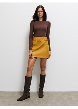 Mohito - Brązowa bluzka basic z modalem - brązowy ze sklepu Mohito w kategorii Bluzki damskie - zdjęcie 188529929