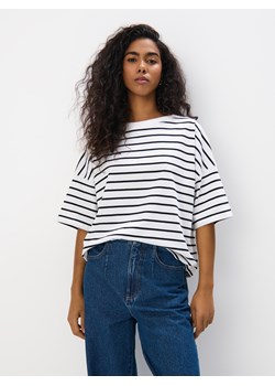 Mohito - Bawełniany t-shirt w paski - biały ze sklepu Mohito w kategorii Bluzki damskie - zdjęcie 188530215