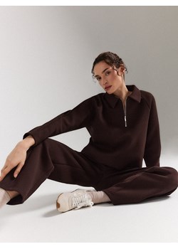 Mohito - Brązowe spodnie dresowe - ciemnobrązowy ze sklepu Mohito w kategorii Spodnie damskie - zdjęcie 188530387