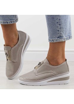 Szare skórzane ażurowe półbuty damskie na koturnie T.Sokolski 198 ze sklepu suzana.pl w kategorii Półbuty damskie - zdjęcie 188530726