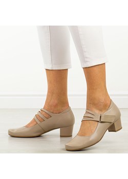 Beżowe skórzane Polskie czółenka damskie na obcasie Gregors 1104 ze sklepu suzana.pl w kategorii Czółenka - zdjęcie 188530855