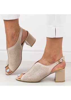 Beżowe skórzane Polskie sandałki damskie na obcasie Deoni L55/2 ze sklepu suzana.pl w kategorii Sandały damskie - zdjęcie 188530865