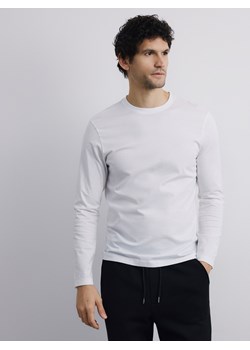 Reserved - Longsleeve z merceryzowanej bawełny - biały ze sklepu Reserved w kategorii T-shirty męskie - zdjęcie 188539467