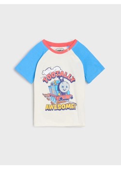 Sinsay - Bawełniana koszulka z nadrukiem Thomas and Friends - kremowy ze sklepu Sinsay w kategorii T-shirty chłopięce - zdjęcie 188542726
