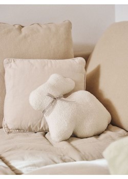 Sinsay - Poduszka dekoracyjna w kształcie zajączka - kremowy ze sklepu Sinsay w kategorii Dekoracje wielkanocne - zdjęcie 188543006
