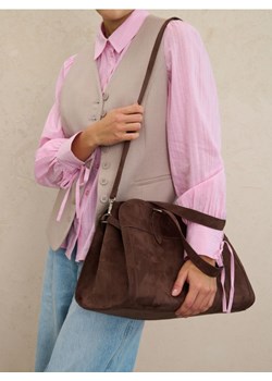 Sinsay - Duża torba bowling bag z imitacji zamszu - brązowy ze sklepu Sinsay w kategorii Kuferki - zdjęcie 188543057