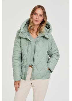 Pikowana kurtka z kapturem oliwkowa ze sklepu Moodo.pl w kategorii Kurtki damskie - zdjęcie 188543116