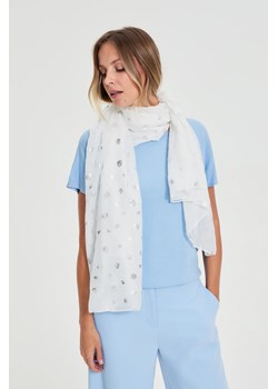 Szal z nadrukiem biały ze sklepu Moodo.pl w kategorii Szaliki i chusty damskie - zdjęcie 188543207