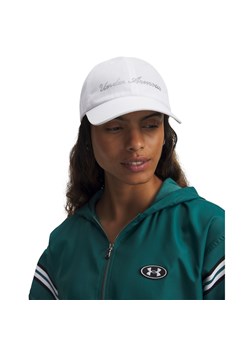 Damska czapka z daszkiem Under Armour W Essential Low ADJ - biała ze sklepu Sportstylestory.com w kategorii Czapki z daszkiem damskie - zdjęcie 188545085