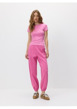 Reserved - T-shirt slim fit - różowy ze sklepu Reserved w kategorii Bluzki damskie - zdjęcie 188546157