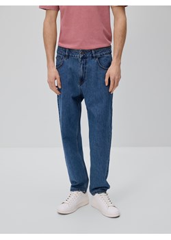 Reserved - Jeansy carrot z efektem sprania - indigo jeans ze sklepu Reserved w kategorii Jeansy męskie - zdjęcie 188546416