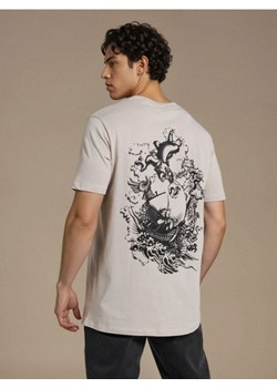 Sinsay - Bawełniana koszulka z nadrukiem Tom and Jerry - beżowy ze sklepu Sinsay w kategorii T-shirty męskie - zdjęcie 188549078