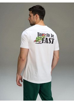 Sinsay - Bawełniana koszulka z nadrukiem na plecach - biały ze sklepu Sinsay w kategorii T-shirty męskie - zdjęcie 188549106