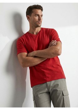 Sinsay - Bawełniana koszulka basic - czerwony ze sklepu Sinsay w kategorii T-shirty męskie - zdjęcie 188549116