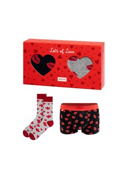 Zestaw Bokserki + Skarpetki Całus 2-pak ze sklepu Sklep SOXO w kategorii Majtki męskie - zdjęcie 188549345