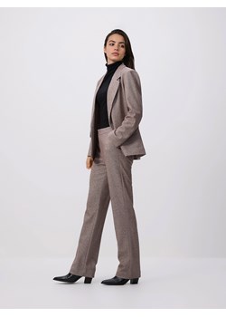 Reserved - Spodnie z dodatkiem wiskozy - ciemnobrązowy ze sklepu Reserved w kategorii Spodnie damskie - zdjęcie 188549996