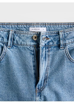 Reserved - Jeansy carrot z efektem sprania - niebieski ze sklepu Reserved w kategorii Jeansy męskie - zdjęcie 188550238