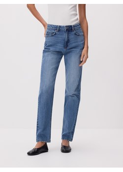 Reserved - Jeansy mom fit z dłuższą nogawką - niebieski ze sklepu Reserved w kategorii Jeansy damskie - zdjęcie 188550478