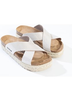 BACKSUN Klapki "Milano" w kolorze beżowym ze sklepu Limango Polska w kategorii Klapki damskie - zdjęcie 188579298