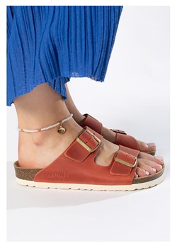 BAYTON Skórzane klapki "Atlas" w kolorze czerwonym ze sklepu Limango Polska w kategorii Klapki damskie - zdjęcie 188579965