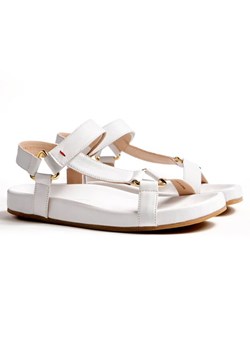 LLOYD Skórzane sandały w kolorze białym ze sklepu Limango Polska w kategorii Sandały damskie - zdjęcie 188596149