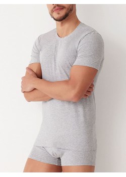 COTONELLA Koszulka w kolorze szarym ze sklepu Limango Polska w kategorii T-shirty męskie - zdjęcie 188605858