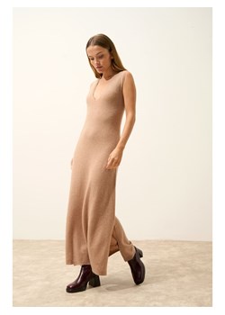 Just Cashmere Kaszmirowa sukienka "Tessa" w kolorze beżowym ze sklepu Limango Polska w kategorii Sukienki - zdjęcie 188609429